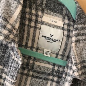 American Eagle Outfitters Tops - American eagle women’s flannel American Eagle Outfitters Tops - American eagle women’s flannel
